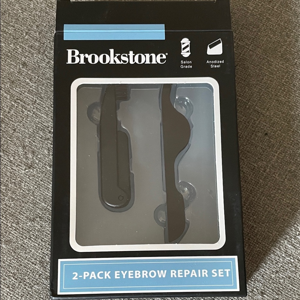 Brookstone Black Eyebrow Repair Grooming Kit